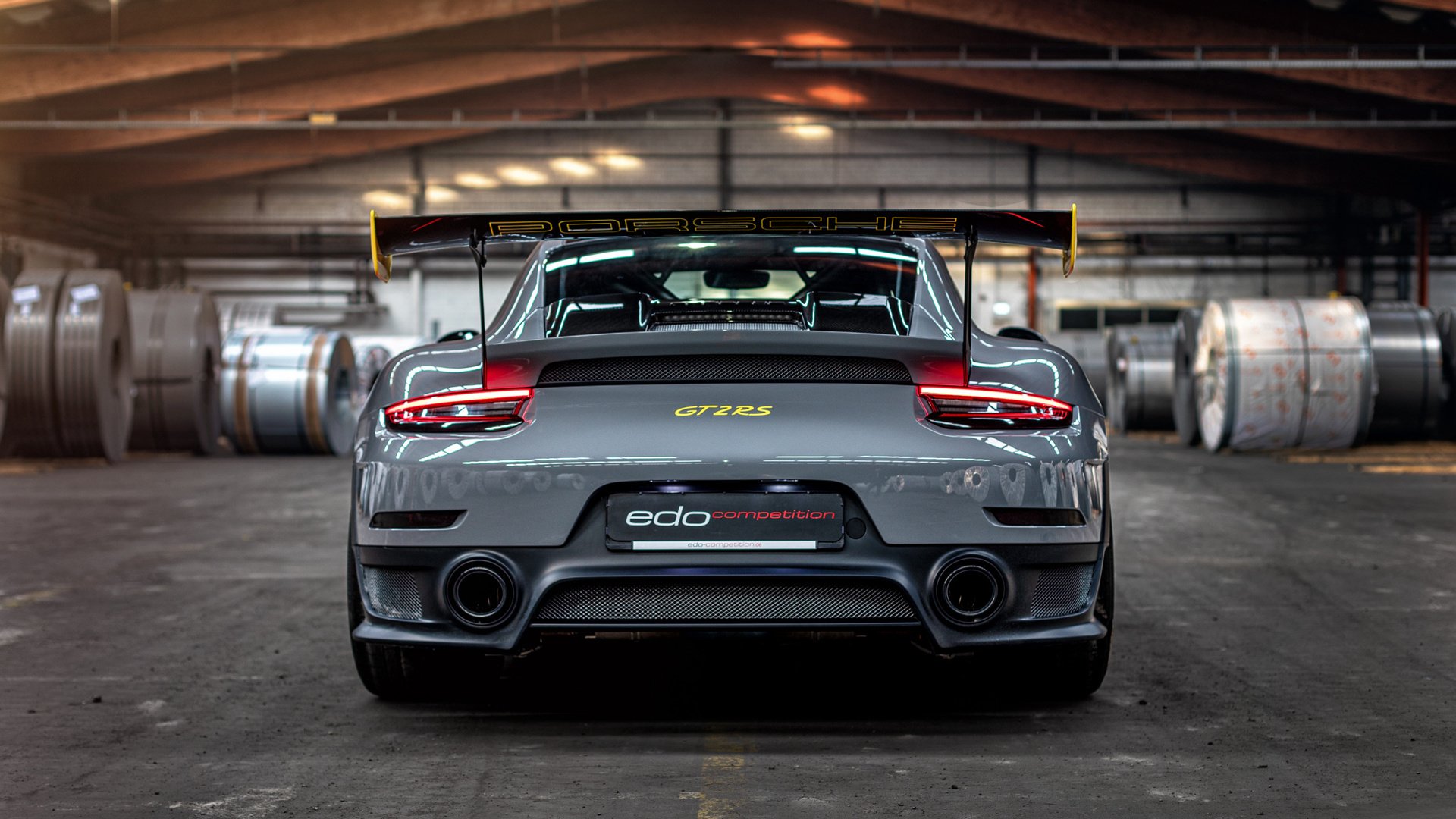 广场舞比赛吸引大量观众参与，广场舞比赛吸引大量观众参与怎么形容